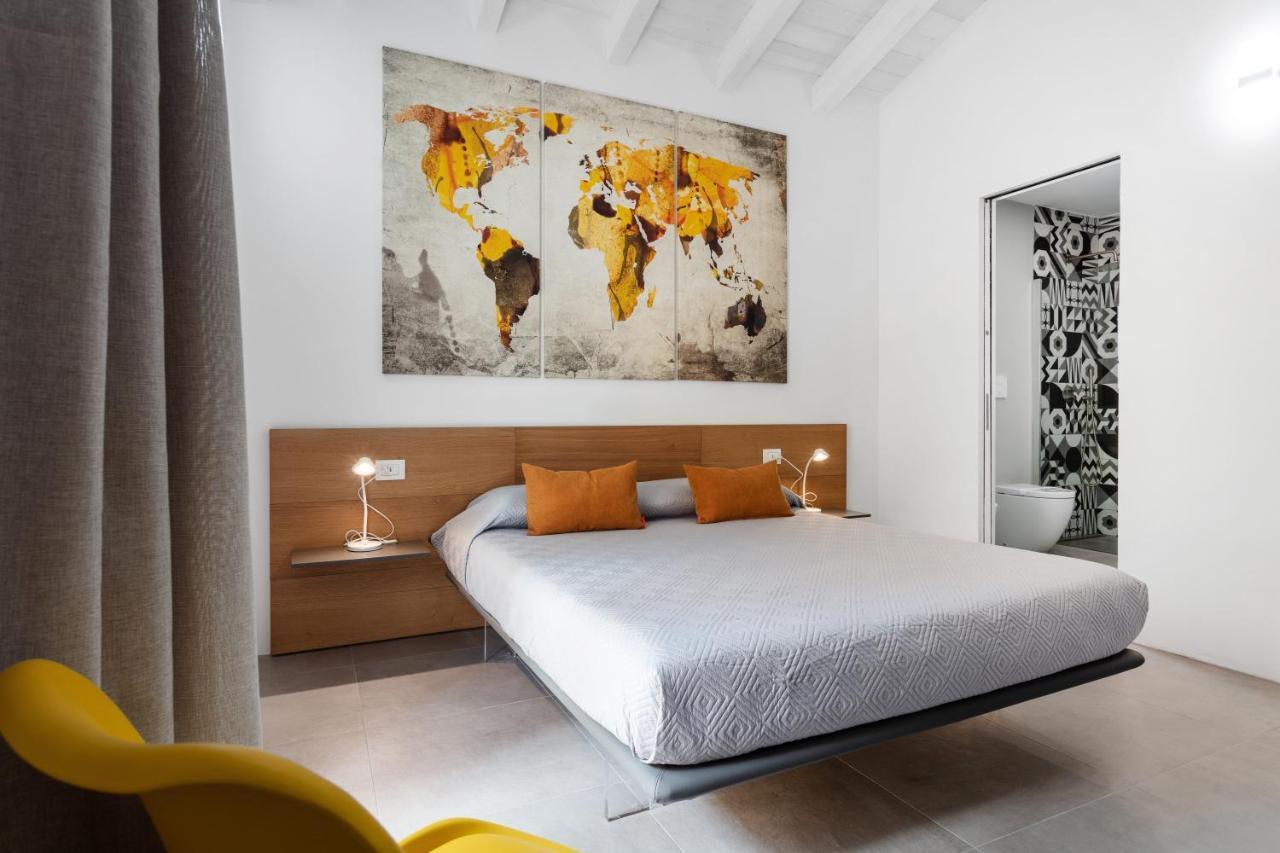 Double D House Bed & Breakfast Olbia Exterior photo