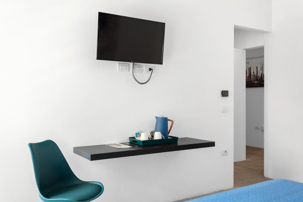Double D House Bed & Breakfast Olbia Exterior photo